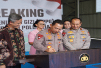 Kapolri Jenderal Pol Drs. Listyo Sigit Prabowo melakukan kunjungan kerja ke Provinsi Riau pada Ahad (13/7/2025).