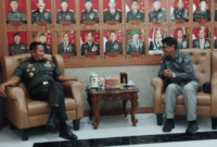 Pengurus PJS saat audience dengan Komandan Pussenif TNI-AD, Letjen TNI H. Iwan Setiawan, SE., MM di ruang kerjanya, Kamis (14/08/2025).