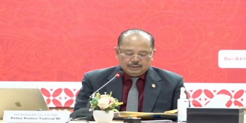 Ketua Komisi Yudisial Amzulian Rifai membuka seleksi wawancara calon hakim agung dan calon hakim ad hoc HAM di Mahkamah Agung tahun 2025 di Auditorium KY, Jakarta, Rabu (6/8/2025).( ANT)