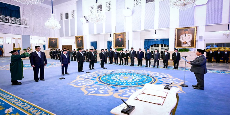 Presiden Prabowo Subianto secara resmi melantik empat jabatan menteri dan satu wakil menteri Kabinet Merah Putih sisa masa jabatan 2024-2029. (net)
