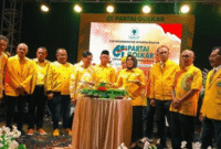 (DPD) Partai Golongan Karya (GOLKAR) Provinsi Maluku, Menggelar hari Ulang Tahun (HUT) ke-61 tahun, Dengan suasana penuh kebersamaan dan semangat pengabdian. Yang berlangsung di Pattimura Park, Kota Ambon, Senin (20/10/25).