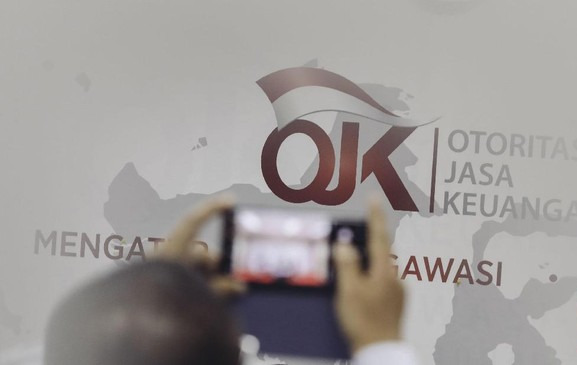 Ilustrasi - OJK (cnn Indonesia)