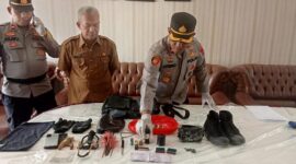 Densus 88 menyelidiki bom rakitan meledak di MAN3 Padang (ft: detiknews)