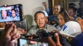 Mantan Jaksa Agung Muda Tindak Pidana Khusus (Jampidsus) Kejaksaan Agung (Kejagung) Febrie Adriansyah merasa dikriminalisasi usai ditetapkan sebagai tersangka dan ditahan penyidik Korps Adhyaksa dalam dugaan kasus korupsi dan Tindak Pidana Pencucian Uang (TPPU). (CNN Indinesia/ANT)

