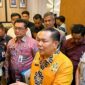 KPK dalami uang di rumah Plt Gubernur Riau SF Hariyanto terkait dugaan pemerasan proyek PUPR PKPP., penyidik juga telusuri aliran dana. (Sumber Ft: Fb https://web.facebook.com/edi.gustien)