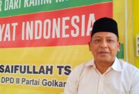 Syarifuddin, Ketua Panitia Penyelenggara MUSDA XII Partai Golkar Pidie, saat memberikan keterangan pers.