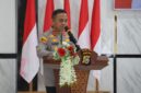 Kapolda Sulawesi Tengah Irjen Pol Nasri memberikan arahan kepada personel Polres Tojo Una-Una saat kunjungan kerja di Mako Polres Tojo Una-Una, Selasa (25/8/2026).
