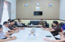 Kapolres Tojo Una-Una AKBP Yanna Djayawidya menerima kunjungan silaturahmi Kajari Tojo Una-Una yang baru, David Razi, bersama jajaran di Mapolres Tojo Una-Una, Rabu (26/8/2026).