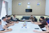 Kapolres Tojo Una-Una AKBP Yanna Djayawidya menerima kunjungan silaturahmi Kajari Tojo Una-Una yang baru, David Razi, bersama jajaran di Mapolres Tojo Una-Una, Rabu (26/8/2026).