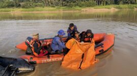 Tim SAR Gabungan menemukan remaja yang tenggelam di Sungai Kuantan, Kabupaten Kuantan Singingi, Riau, pada hari kedua operasi pencarian, Jumat (21/8/2026) sore.