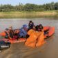 Tim SAR Gabungan menemukan remaja yang tenggelam di Sungai Kuantan, Kabupaten Kuantan Singingi, Riau, pada hari kedua operasi pencarian, Jumat (21/8/2026) sore.