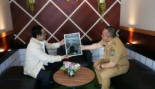 Sekda Bangkep, Muh Aris Susanto, melakukan koordinasi terkait penyaluran Dana Alokasi Umum Specific Grant atau DAU SG dan Dana Alokasi Khusus Fisik di Kantor Pelayanan Perbendaharaan Negara (KPPN) Luwuk, Senin (31 Agustus 2026).