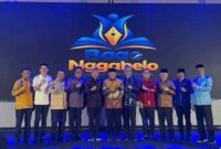 Bupati Banggai Kepulauan Rusli Moidady menerima penghargaan Anugerah Pendidikan Bago Nggabelo 2026 atas capaian mutu dan layanan pendidikan daerah. (Pemkab Bangkep)