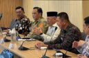 Bupati Banggai Kepulauan, Rusli Moidady, melaksanakan audensi dengan Wakil Menteri Kesehatan RI, berlangsung di Ruang Pertemuan Wamenkes pada Selasa (1/9/2026).
