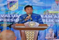 Bupati Tojo Una-Una Ilham Lawidu saat menyampaikan sambutan pada pembukaan Rapat Koordinasi (Rakor) Evaluasi Program Asta Cita di Reconnect Buka Buka Island, Kecamatan Ampana Tete, Jumat (11/9/2026).