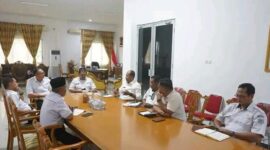 Wakil Bupati Banggai Kepulauan Serfi Kambey memimpin rapat persiapan Car Free Day untuk mematangkan koordinasi teknis lintas perangkat daerah.(kmf)
