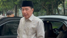 Pengacara terdakwa kasus korupsi kuota haji meminta hakim Tipikor memanggil Presiden ke-7 RI Jokowi untuk menerangkan tambahan kuota. (ist)