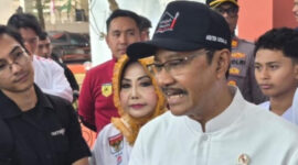 Menteri Sosial Gus Ipul menegaskan sanksi berjenjang bagi pegawai Kemensos yang terbukti terlibat judol. (CNN Indonesia)