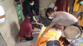Polres Banggai Kepulauan menangani penemuan mayat lansia di Desa Tatakalai dan memastikan tidak ada tanda kekerasan pada tubuh korban. (ist)
