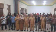Sekda Bangkep Aris Susanto membuka lokakarya pengakuan dan perlindungan masyarakat hukum adat guna menjaga identitas budaya serta hak warga lokal, Selasa (29/9/26).