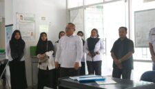 Wakil Bupati Banggai Kepulauan Serfi Kambey meninjau langsung operasional pelayanan di Puskesmas Mansamat, Rabu (2/9/2026).