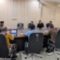 Komisi II DPRD Bangkep menggelar RDP bersama Pemda dan PLN Salakan untuk membahas pelayanan Dermaga Komba-Komba serta kendala kelistrikan daerah. (Pemka Bangkep)