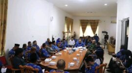 Wakil Bupati Banggai Kepulauan Serfi Kambey memimpin rapat persiapan Car Free Day Salakan yang bakal diluncurkan pada Sabtu mendatang.(Ft : ist)