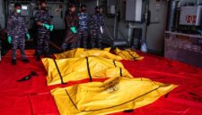 Tim penyelam BSG kembali menemukan korban meninggal KM Virgo 8 di Laut Jawa, total temuan mencapai 121 orang, Senin (21/9/26). (CNN Indonesia/ANT)
