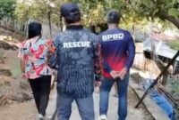 BPBD Bangkep siaga pantau wilayah dan salurkan air bersih bersama Damkar dan PMI bagi warga terdampak kekeringan di Bulagi.(ist)