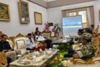 Ketua DPRD Bangkep Arkam Supu hadiri Rakor Forkopimda di Rujab Bupati untuk bahas penanganan karhutla dan distribusi air bersih.(Pemkab Bangkep)