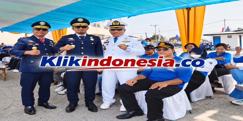 Bupati Tojo Una-Una Ilham Lawidu dan Kadishub menghadiri peringatan Harhubnas 2026 di Banggai guna memperkuat konektivitas transportasi wilayah kepulauan, Rabu (30/9/26)