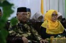 Ketua TP PKK Bangkep Halima U Hamid dampingi pembukaan MTQ XXIII Kabupaten Banggai Kepulauan di Totikum Selatan.