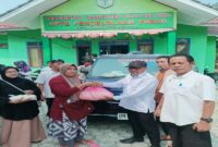 Pemkab Tojo Una-Una menggelar pasar murah empat bahan pokok bersubsidi di tiga lokasi guna menjaga daya beli warga dan menekan inflasi. (ist)