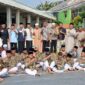 Menghadapi kemarau panjang, ratusan warga dan santri Ponpes DDI Kilongan Permai menggelar Sholat Istisqa dengan dukungan Tirta Dharma PDAM Luwuk Utara, Kamis (01/10/26).