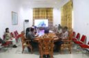 Wakil Bupati Banggai Kepulauan Serfi Kambey memimpin rakor pemantauan kinerja percepatan penurunan stunting Semester I Tahun 2026. (FT : Pemkab Bangkep/ Victor Reppie )