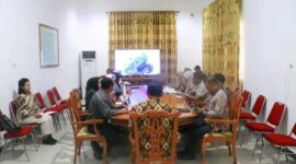 Wakil Bupati Banggai Kepulauan Serfi Kambey memimpin rakor pemantauan kinerja percepatan penurunan stunting Semester I Tahun 2026. (FT : Pemkab Bangkep/ Victor Reppie )