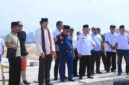 Bupati Bangkep Rusli Moidady hadiri pemancangan tiang pertama Pelabuhan Salakan guna perkuat konektivitas laut dan ekonomi daerah.(Pemkab Bangkep)